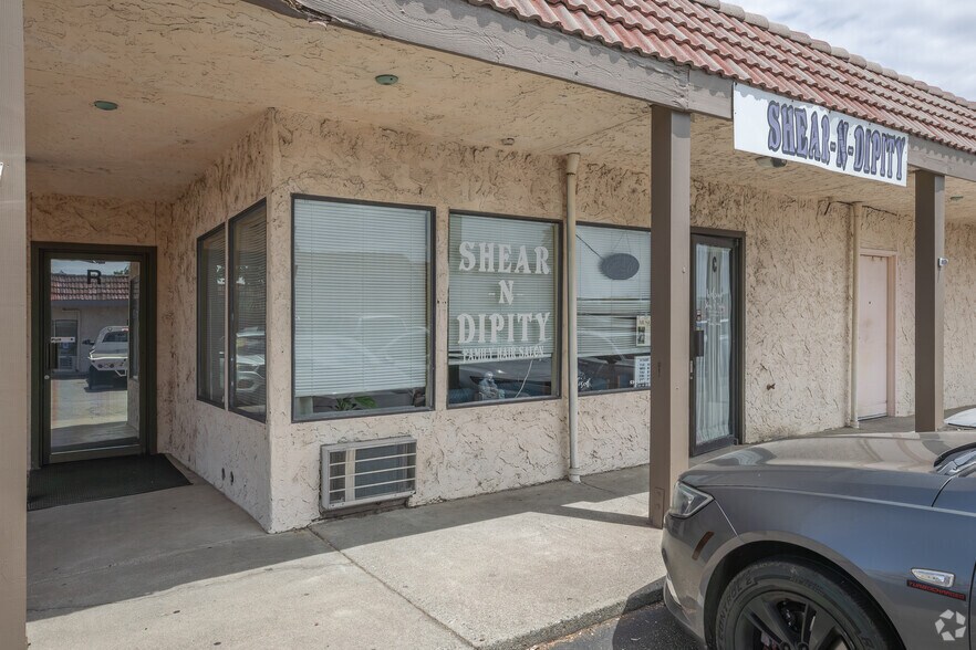 More Photos Of 333 S Main St, Red Bluff Hotel For Sale