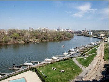 More Photos Of One Old Delaware St, Richmond Office For Sale