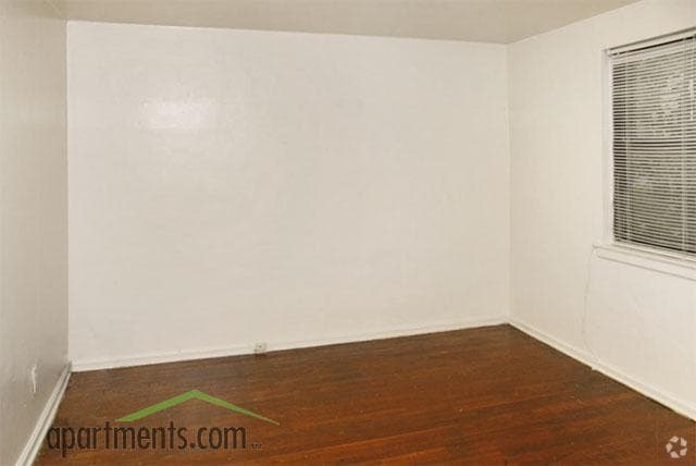 More Photos Of 35 Woodland Dr, Hartford Apartments For Sale