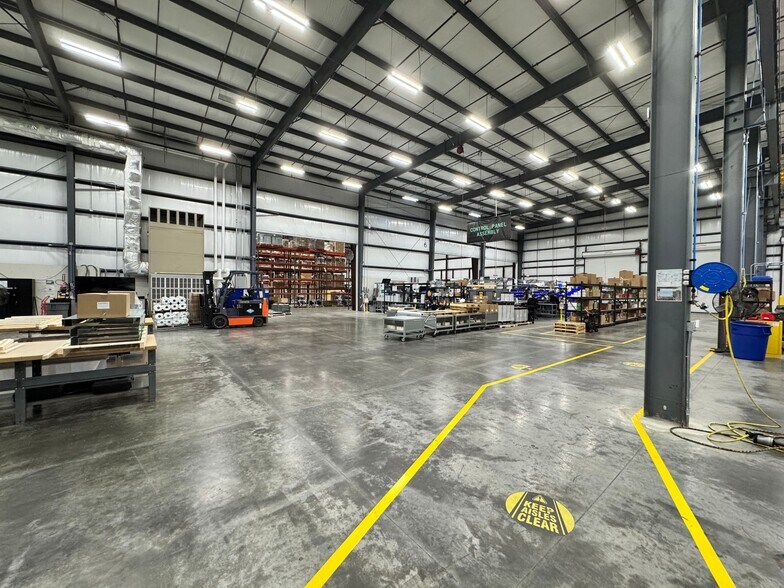 More Photos Of 4010 Deerpark Blvd, Elkton Manufacturing For Sale