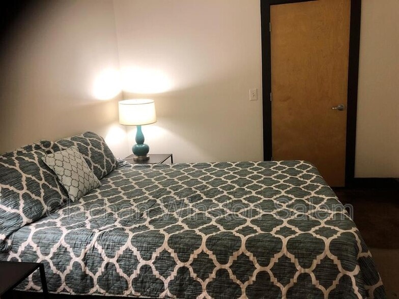 More Photos Of 50 W 4th St, Winston-Salem Apartments For Lease