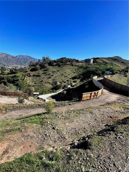 More Photos Of 10200 Willow Springs Lane, Sunland Land For Sale