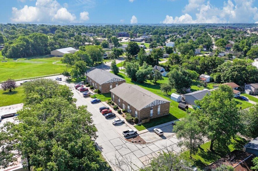 More Photos Of 1 Richards Dr, Keokuk Apartments For Sale