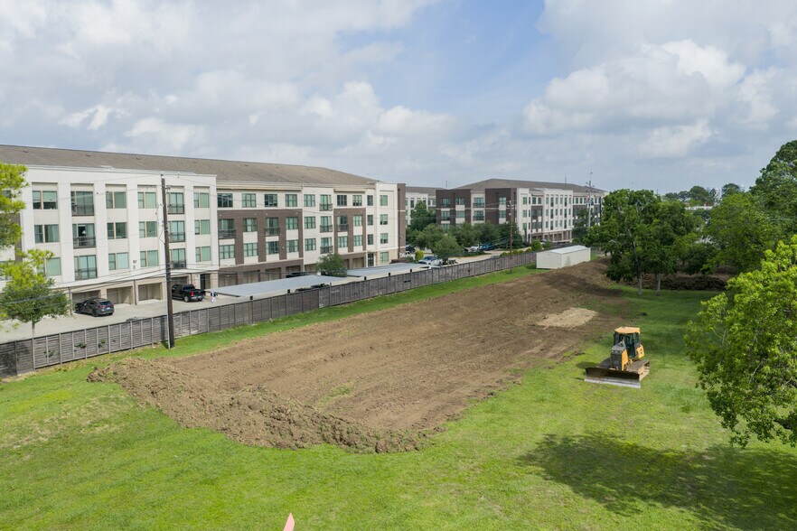 More Photos Of 7022 Old Katy Rd, Houston Showroom For Sale