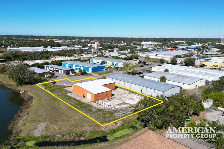 More Photos Of 6099 Deacon Rd, Sarasota Warehouse For Lease