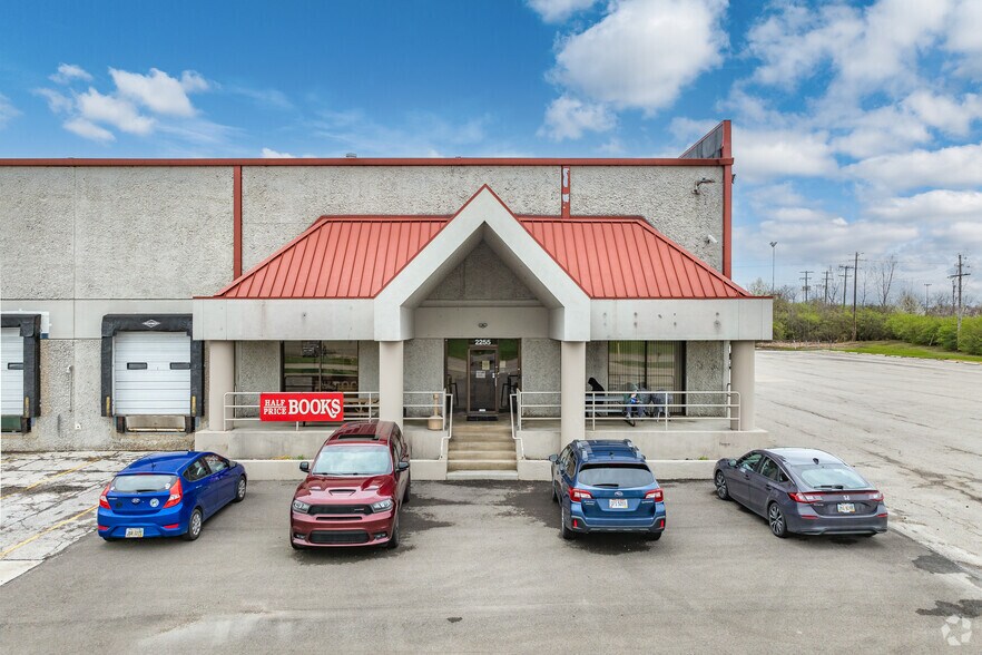 More Photos Of 2231 Westbelt Dr, Columbus Warehouse For Lease