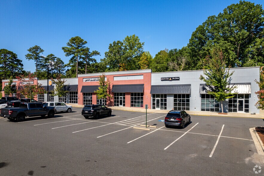More Photos Of 1474 Highway 160 E, Fort Mill Storefront Retail Office For Lease