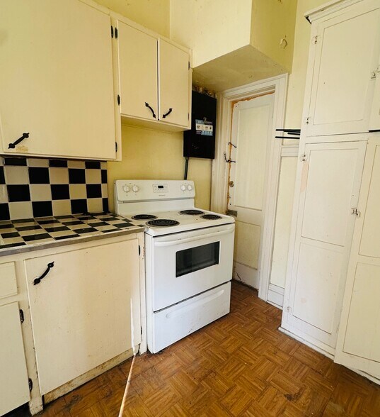 More Photos Of 183 Lake Morton Dr, Lakeland Multifamily For Sale