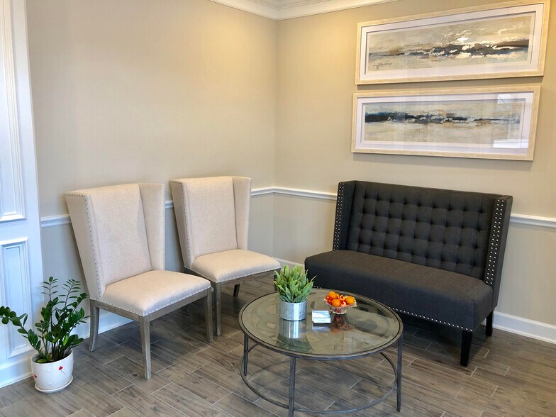 More Photos Of 202 Industrial Blvd, Sugar Land Loft Creative Space For Lease