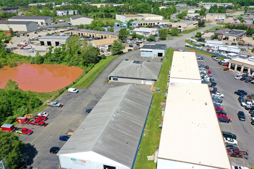 More Photos Of 9208 Venture Ct, Manassas Park Warehouse For Lease