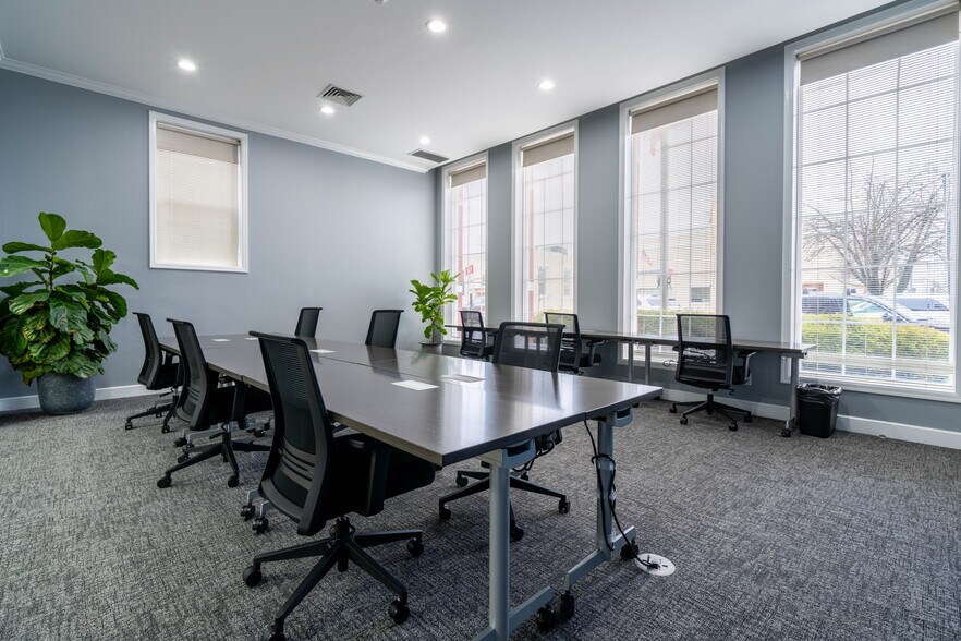 More Photos Of 14 Fairmount Ave, Chatham Office For Lease