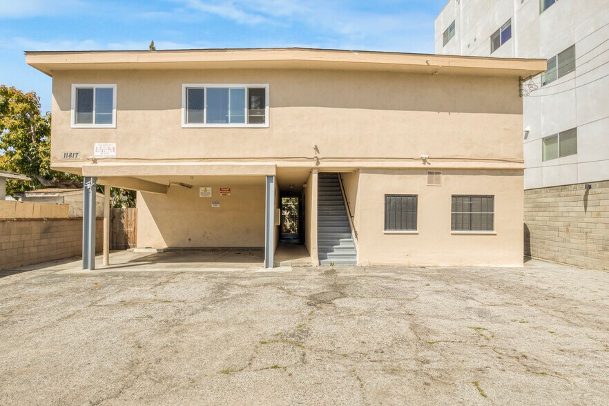Primary Photo Of 11817 Culver Blvd, Los Angeles Apartments For Sale
