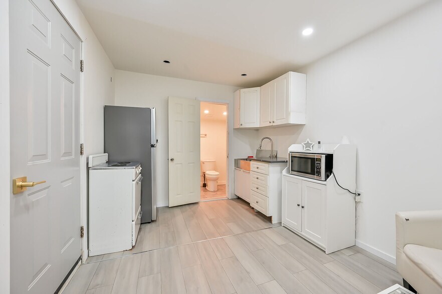 More Photos Of 6540 Twenty Rd, Hamilton Land For Sale