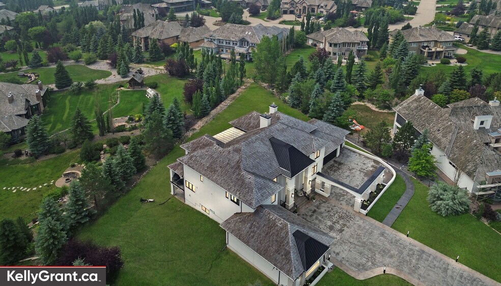 More Photos Of 136 River Heights Ln, Sturgeon County Multifamily For Sale