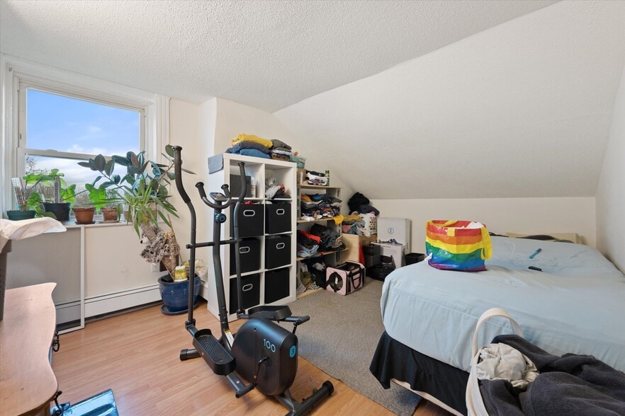 More Photos Of 72 3rd St, Bangor Apartments For Sale