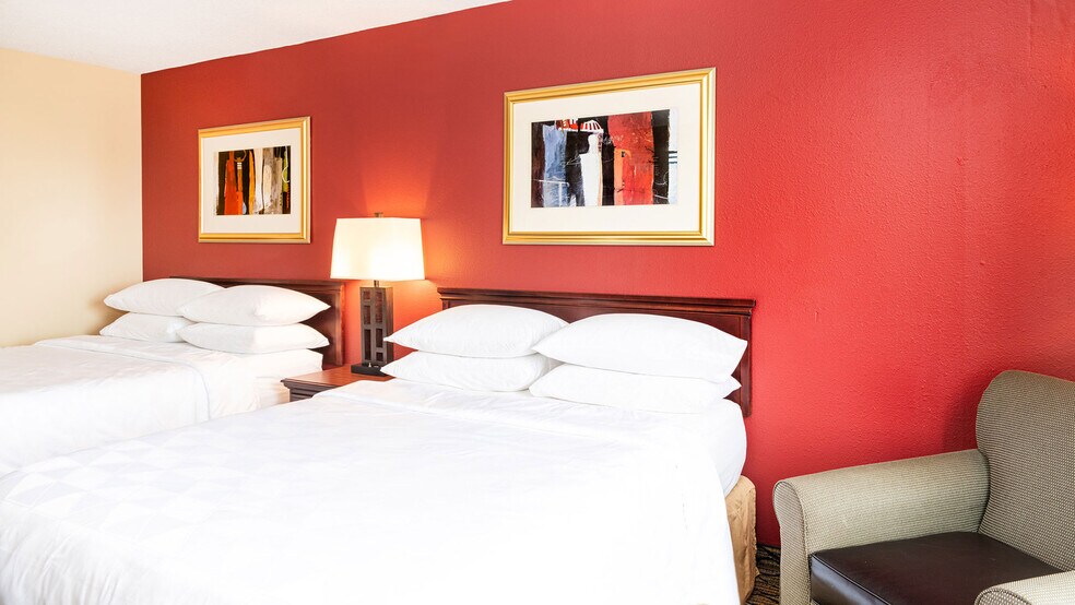 More Photos Of 6921 S Lindbergh Blvd, Saint Louis Hotel For Sale