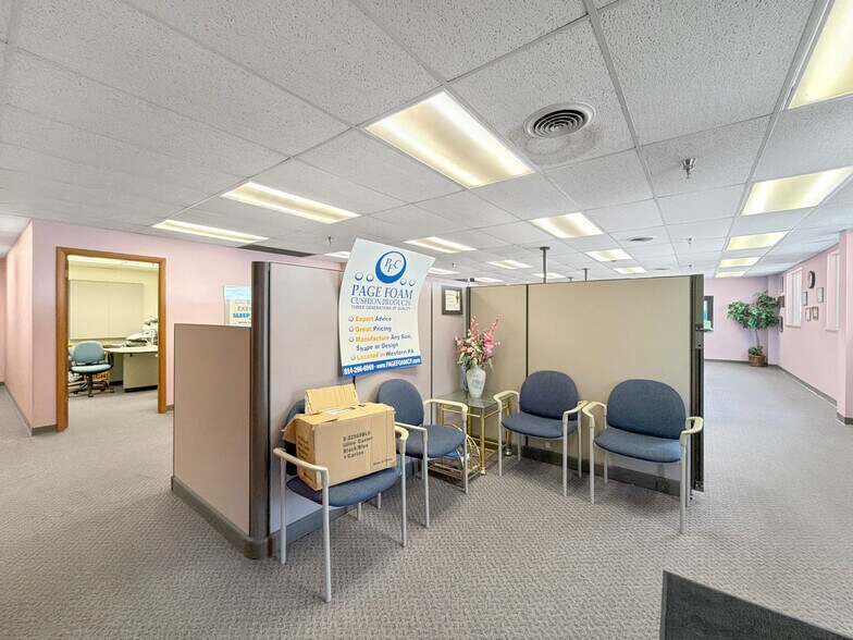 More Photos Of 850 Eisenhower Blvd, Johnstown Warehouse For Lease