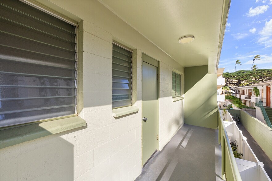 More Photos Of 287 Wai Nani Way, Honolulu Apartments For Sale