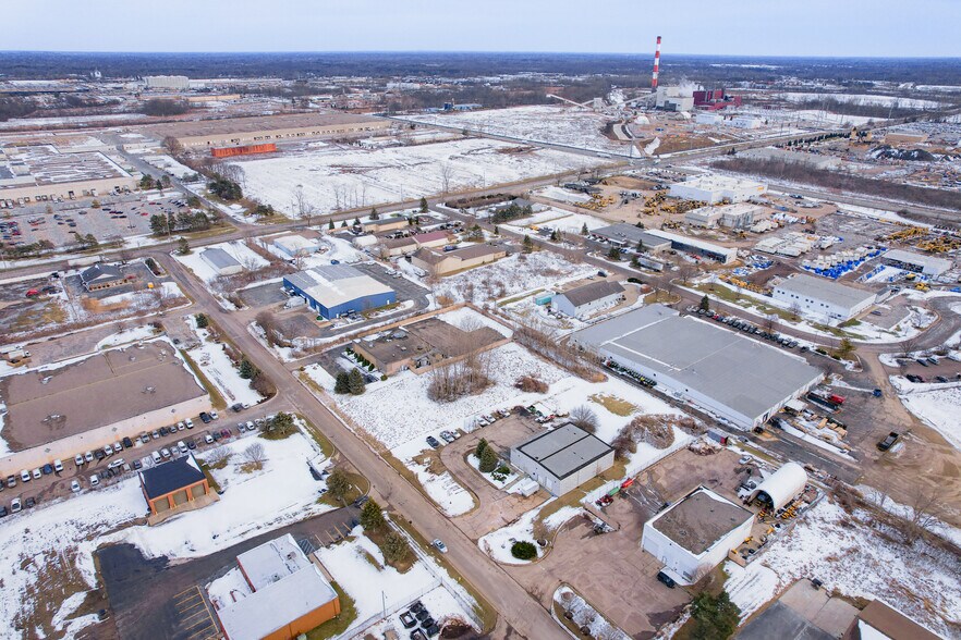 More Photos Of 7807 Lanac St, Lansing Warehouse For Sale