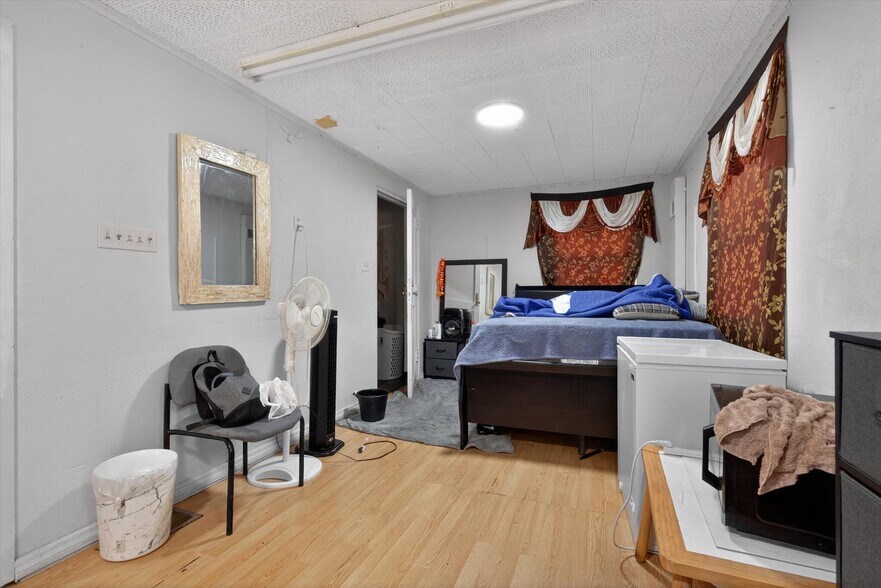More Photos Of 22 N State St, York Multifamily For Sale