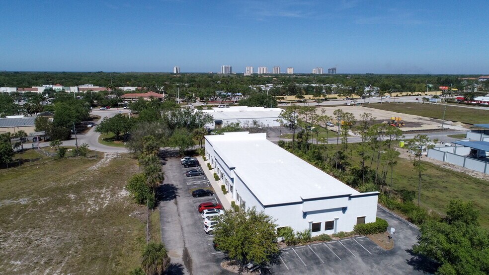 More Photos Of 24551 Production Cir, Bonita Springs Showroom For Lease
