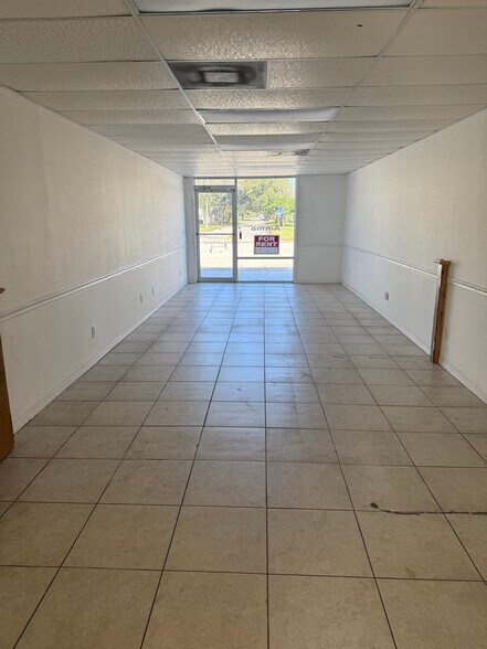 More Photos Of 1653 20th St, Vero Beach Office For Sale