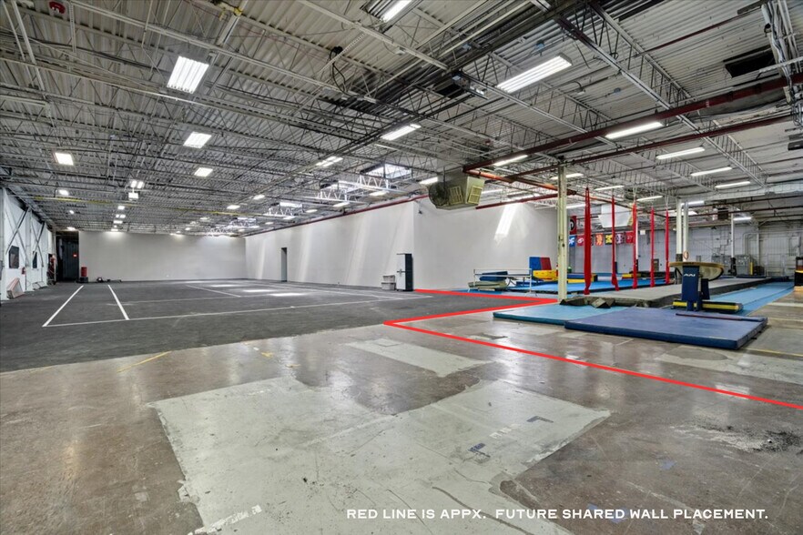 More Photos Of 201 W Carmel Dr, Carmel Theater Concert Hall For Lease