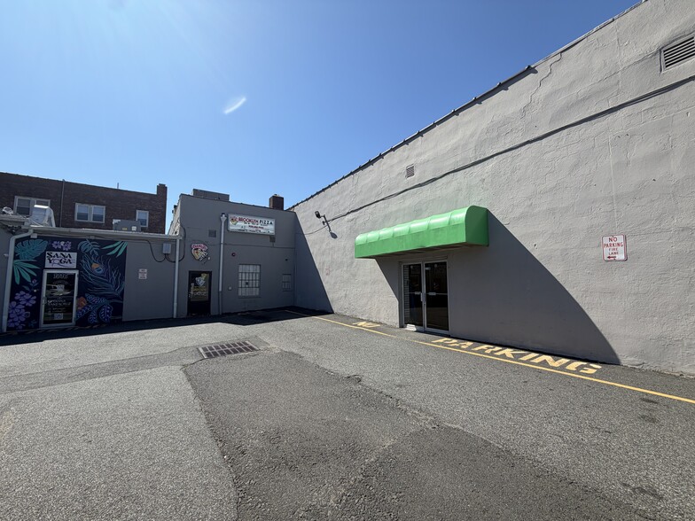 More Photos Of 1008 Stuyvesant Ave, Union Township General Retail For Lease