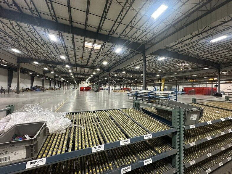 More Photos Of 100 Morgan Olson Way, Ringgold Manufacturing For Lease