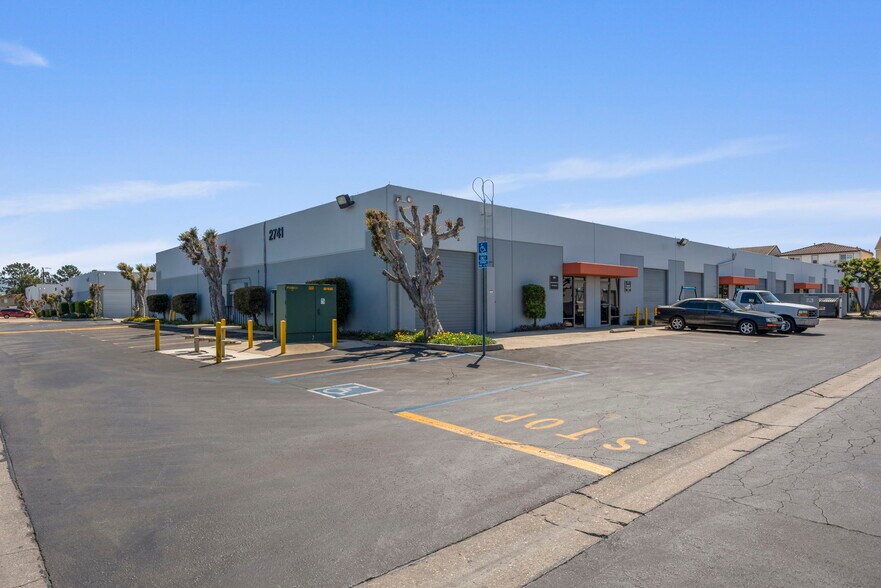 More Photos Of 2730 Monterey St, Torrance Unknown For Lease