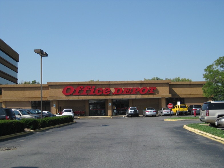 More Photos Of 11130 New Hampshire Ave, Silver Spring Freestanding For Lease