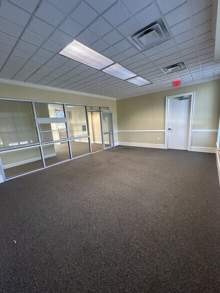 More Photos Of 1417 Stuart Engals Blvd, Mount Pleasant Medical For Lease