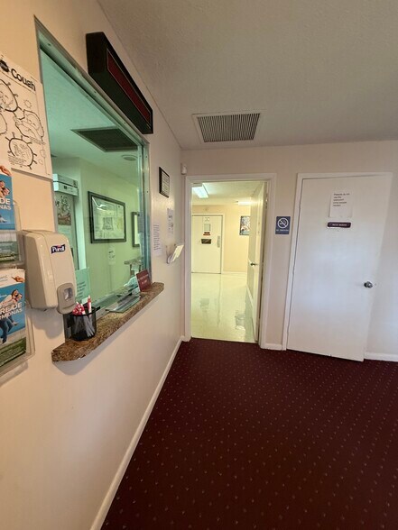 More Photos Of 28960 US Highway 19 N, Clearwater Medical For Sale