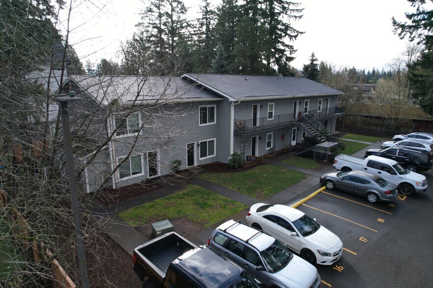 More Photos Of 17440 E Burnside St, Portland Apartments For Sale