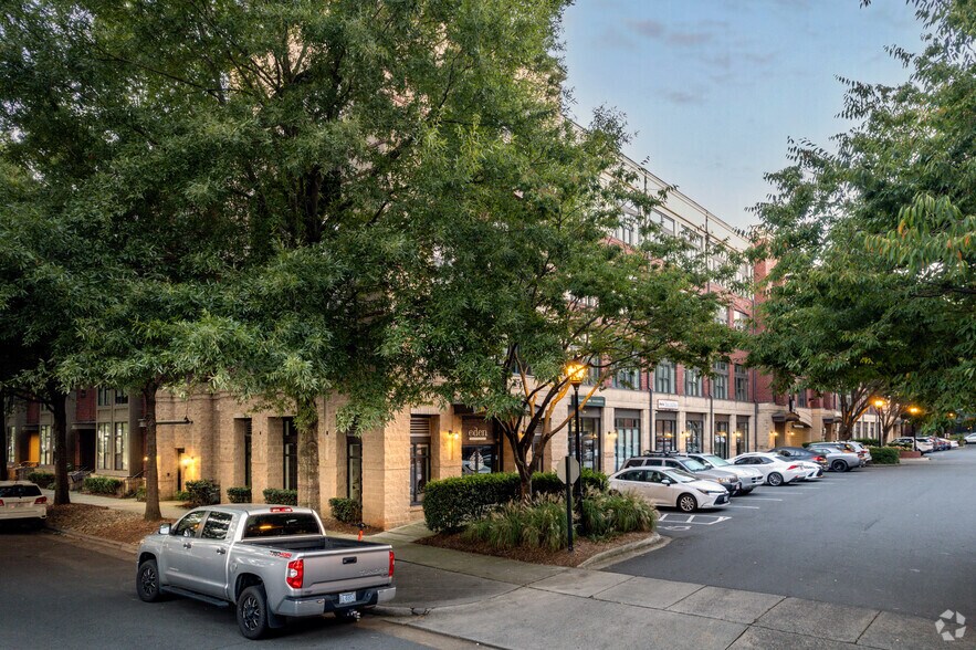 21152135 Southend Dr, Charlotte, NC 28203 MultiFamily For Lease