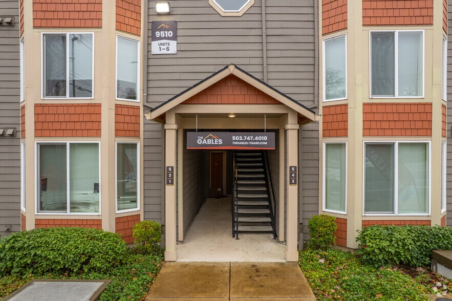 More Photos Of 9520 SW Greenburg Rd, Tigard Apartments For Sale