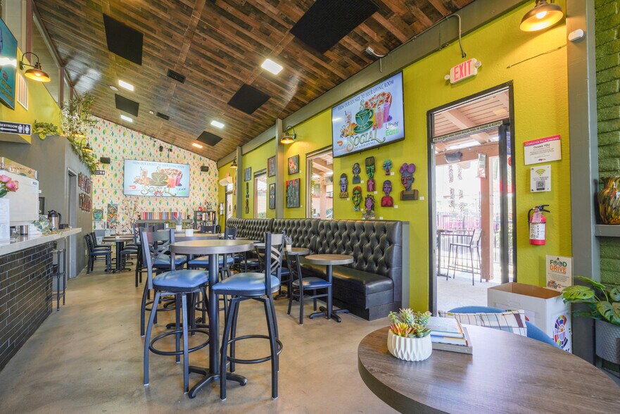 More Photos Of 2825 E Tahquitz Canyon Way, Palm Springs Medical For Sale