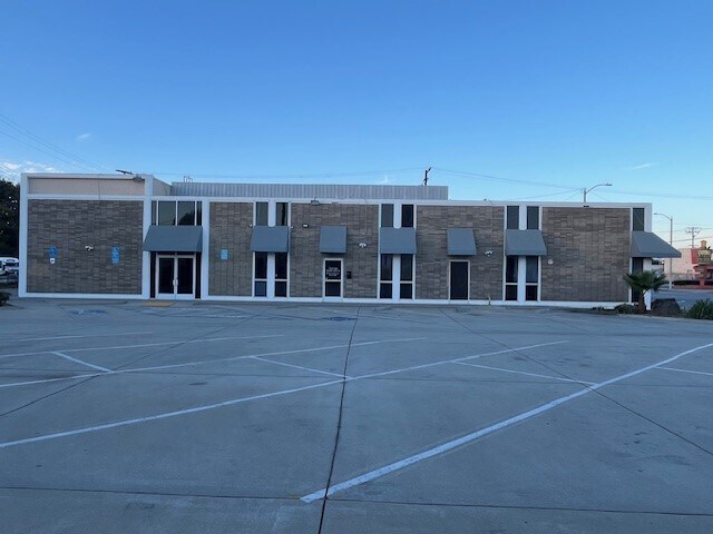 More Photos Of 905 S A St, Oxnard Medical For Lease