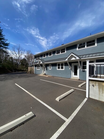 More Photos Of 1087 Taylorsville Rd, Washington Crossing Office For Lease