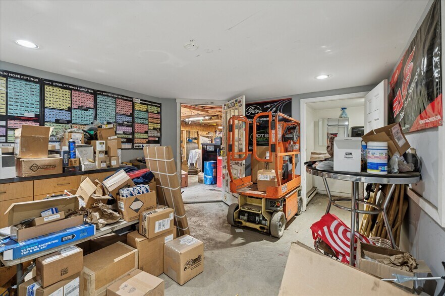 More Photos Of 901 Township Line Rd, Phoenixville Auto Repair For Sale