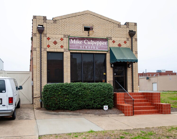 Primary Photo Of 1227 6th Ave, Columbus Office For Lease