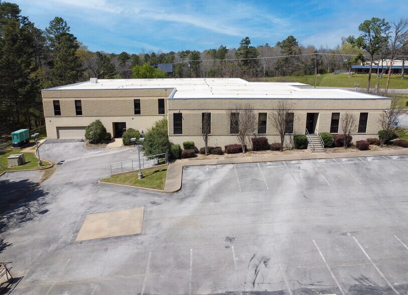 More Photos Of 9846 State Highway 31 E, Tyler Medical For Sale