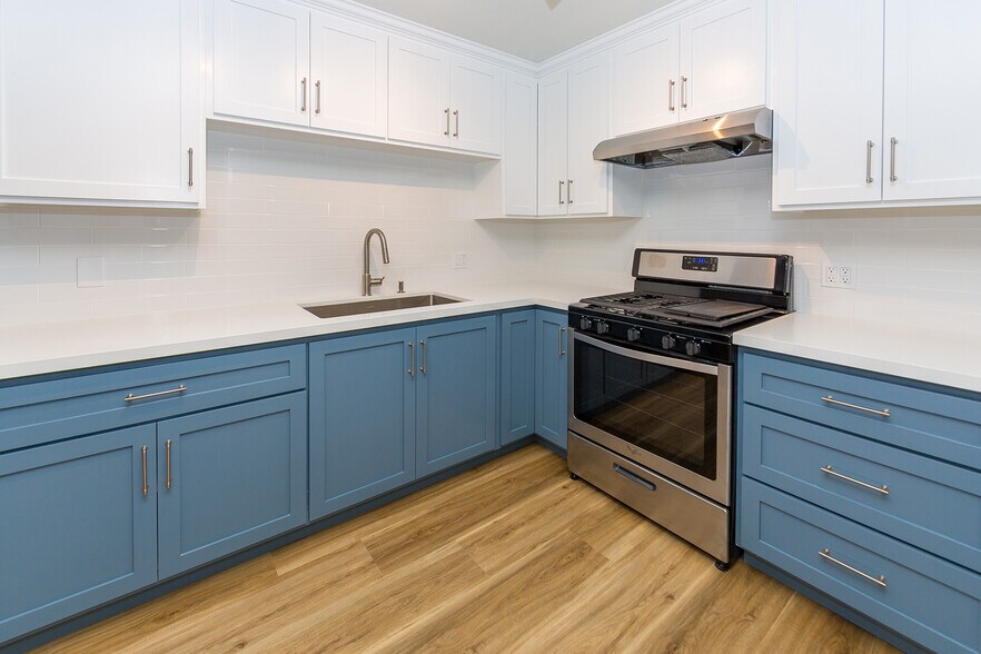 Primary Photo Of 1057 Euclid Ave, Long Beach Apartments For Sale