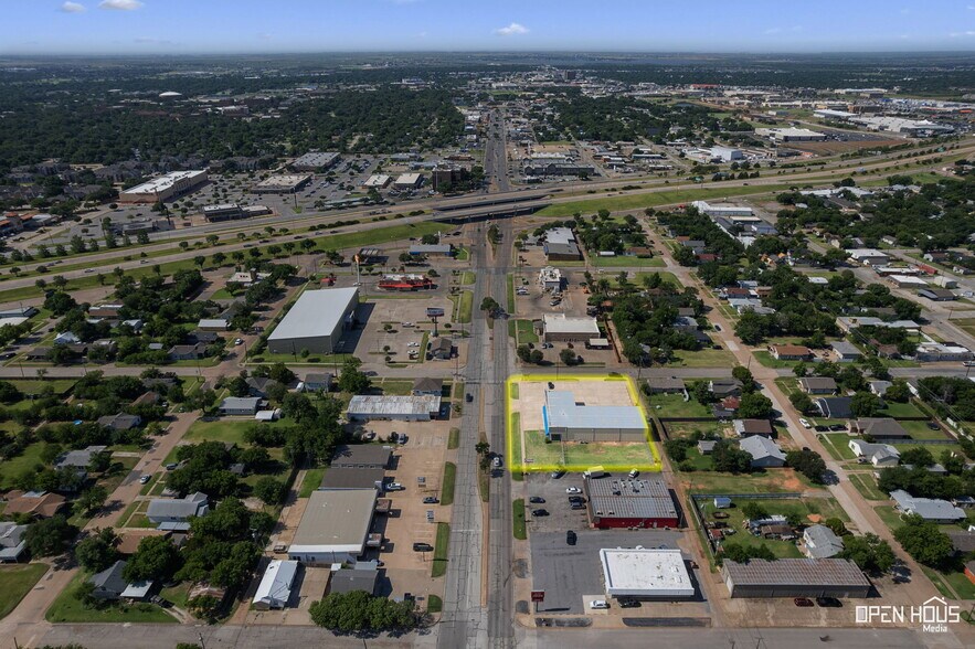 More Photos Of 2412 Kemp Blvd, Wichita Falls Light Manufacturing For Sale
