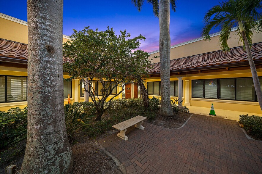 More Photos Of 500 Columbia Dr, West Palm Beach Office For Lease