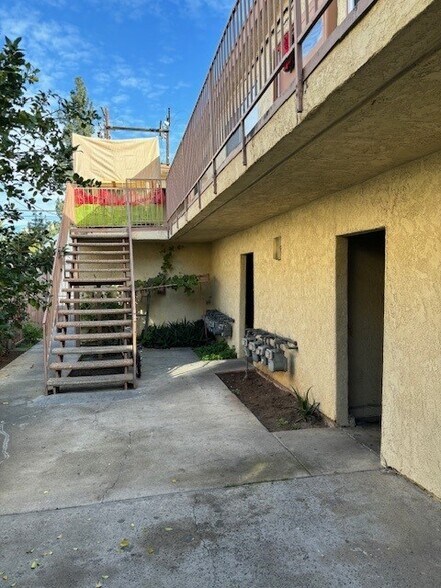 More Photos Of 717-721 Garfield St, Santa Ana Apartments For Sale