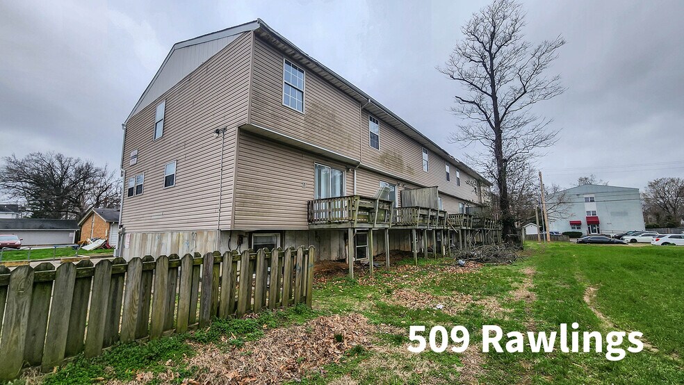 More Photos Of 600 S Washington St, Carbondale Apartments For Sale