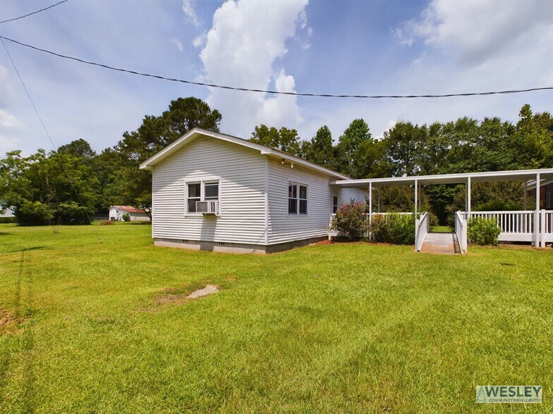 More Photos Of 2380 Bell Arthur, Bellarthur Religious Facility For Sale