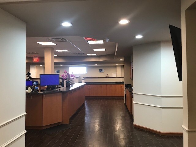 More Photos Of 206 N Florida Ave, Lakeland Freestanding For Sale