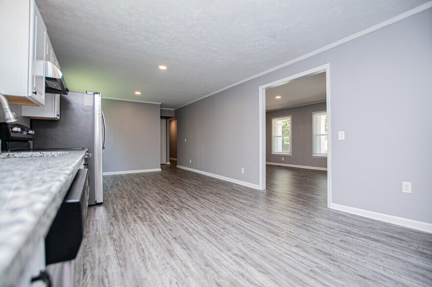 More Photos Of 2932 US-27, Buchanan Office For Sale